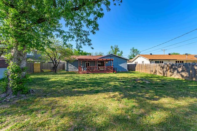 1909 W Anita Ave, Wichita, KS 67203