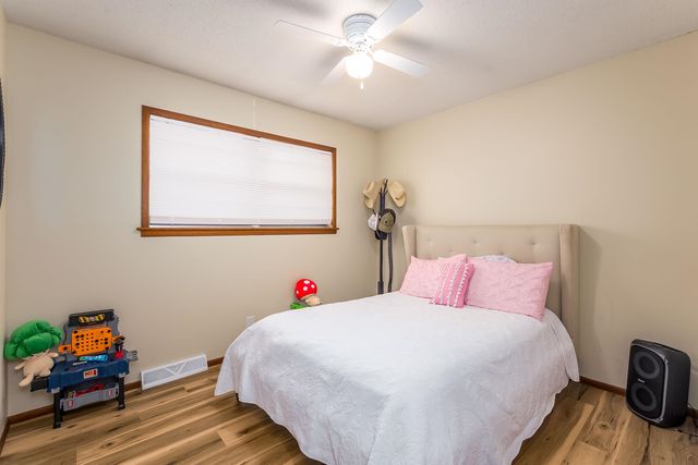 1909 W Anita Ave, Wichita, KS 67203