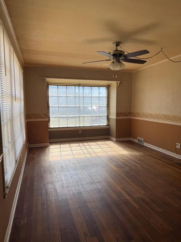 145 St Lo Drive, Prairie Du Chien, WI 53821