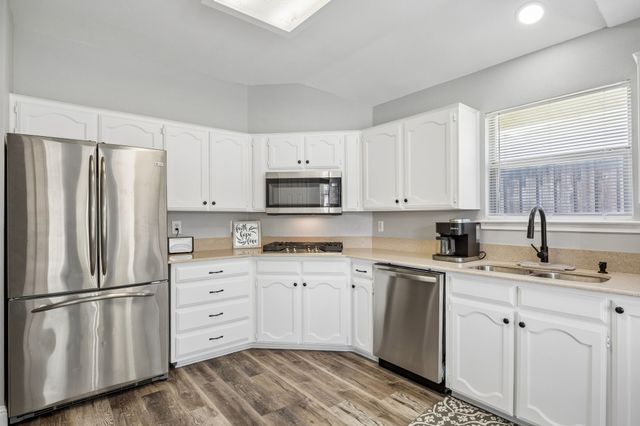 8510 Hartford Drive, Rowlett, TX 75089