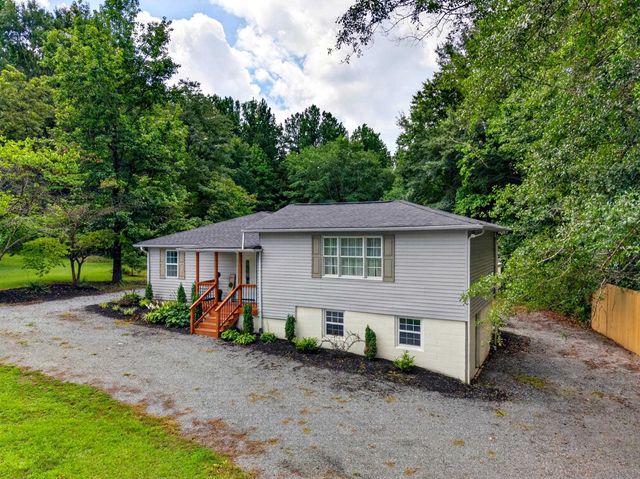 301 W Finger Street, Landrum, SC 29356