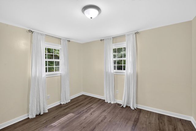301 W Finger Street, Landrum, SC 29356