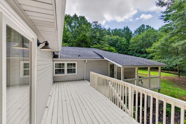 301 W Finger Street, Landrum, SC 29356
