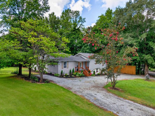301 W Finger Street, Landrum, SC 29356