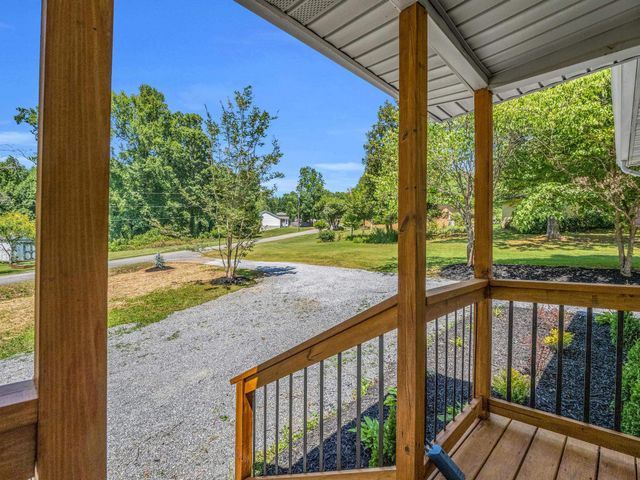 301 W Finger Street, Landrum, SC 29356