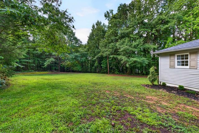 301 W Finger Street, Landrum, SC 29356