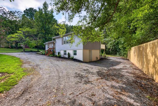 301 W Finger Street, Landrum, SC 29356