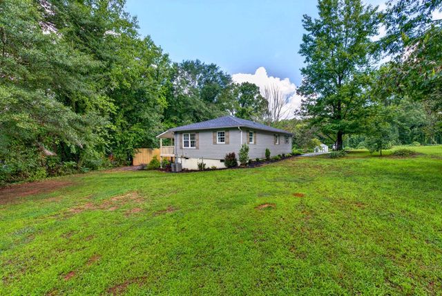 301 W Finger Street, Landrum, SC 29356