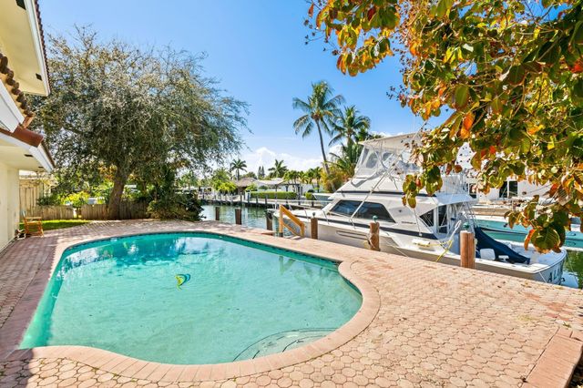 1031 NE 27th Avenue, Pompano Beach, FL 33062