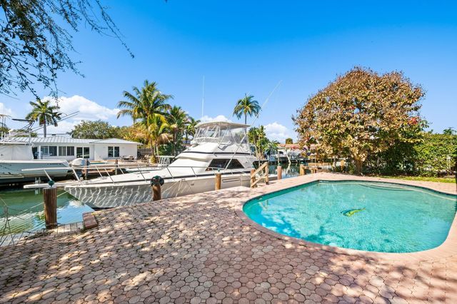 1031 NE 27th Avenue, Pompano Beach, FL 33062