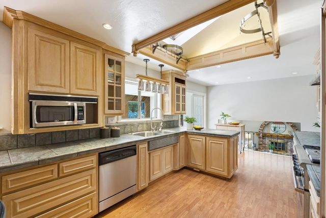 5527 Oak Park Drive, San Jose, CA 95129