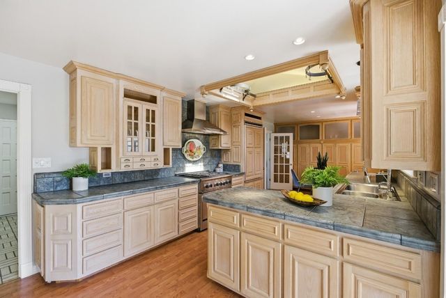 5527 Oak Park Drive, San Jose, CA 95129