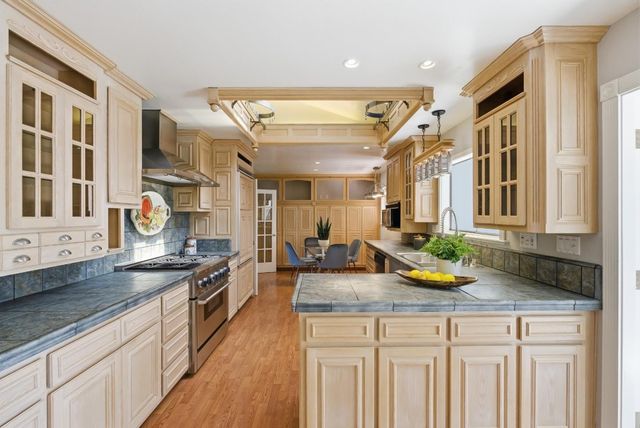 5527 Oak Park Drive, San Jose, CA 95129