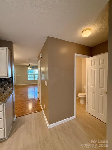 10879 Holly Ridge Boulevard, Charlotte, NC 28216