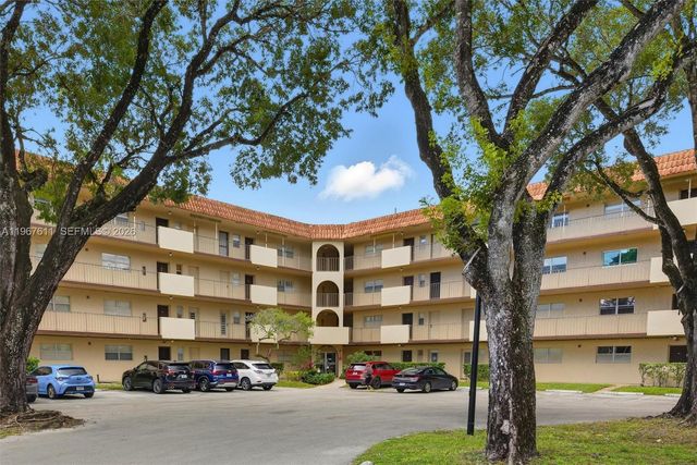 6300 S Falls Cir Drive 212, Lauderhill, FL 33319