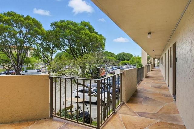 6300 S Falls Cir Drive 212, Lauderhill, FL 33319