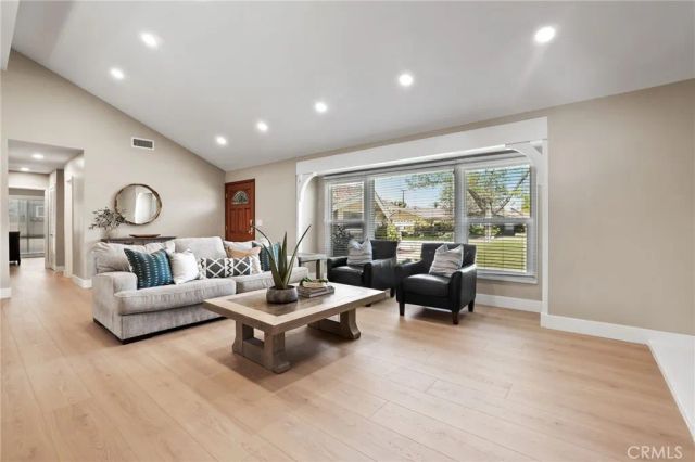 3232 Hillrose Drive, Rossmoor, CA 90720