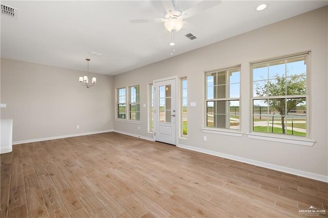 2113 Tanager Lane, Mission, TX 78572