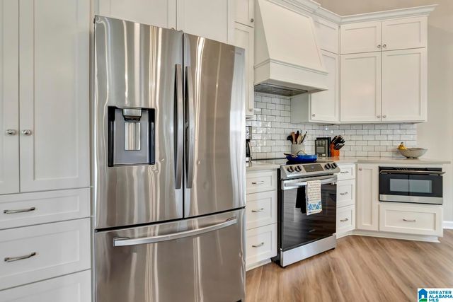 6052 MOUNTAIN VIEW TRACE, Trussville, AL 35173