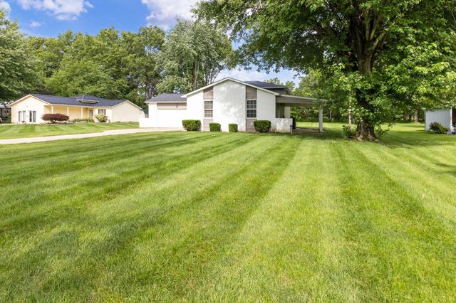 56 Arbor Lane SW, Pataskala, OH 43062