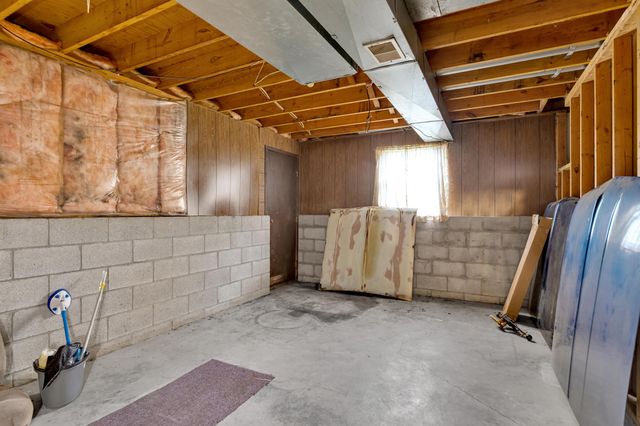 56 Arbor Lane SW, Pataskala, OH 43062