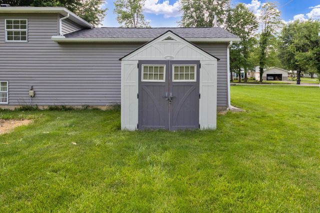 56 Arbor Lane SW, Pataskala, OH 43062