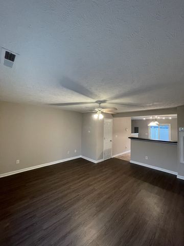 2961 S Rutherford Blvd Apt D2, Murfreesboro, TN 37130