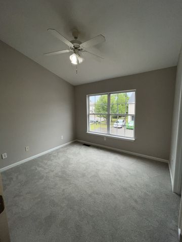 2961 S Rutherford Blvd Apt D2, Murfreesboro, TN 37130