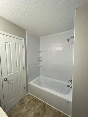 2961 S Rutherford Blvd Apt D2, Murfreesboro, TN 37130