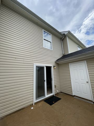 2961 S Rutherford Blvd Apt D2, Murfreesboro, TN 37130