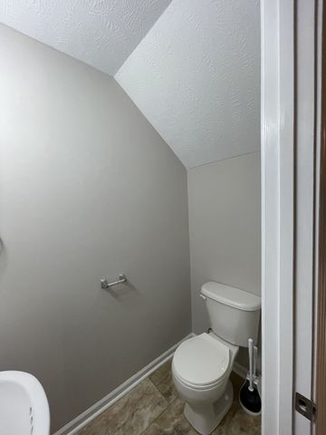2961 S Rutherford Blvd Apt D2, Murfreesboro, TN 37130