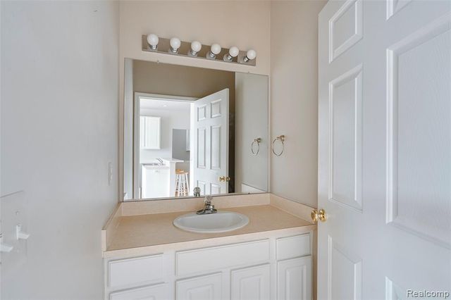 432 Cherry Orchard Road, Canton, MI 48188