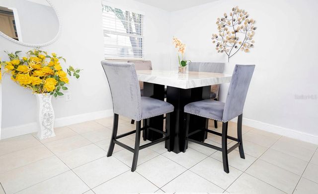 8905 ROCKY RUN COURT, Tampa, FL 33634