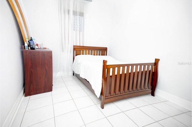 8905 ROCKY RUN COURT, Tampa, FL 33634