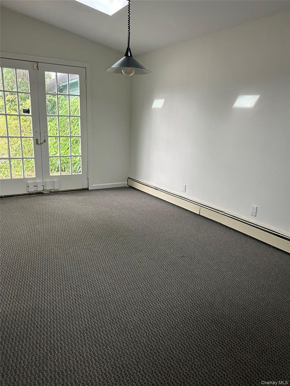 363 N Wellwood Avenue, Lindenhurst, NY 11757 — photo 5