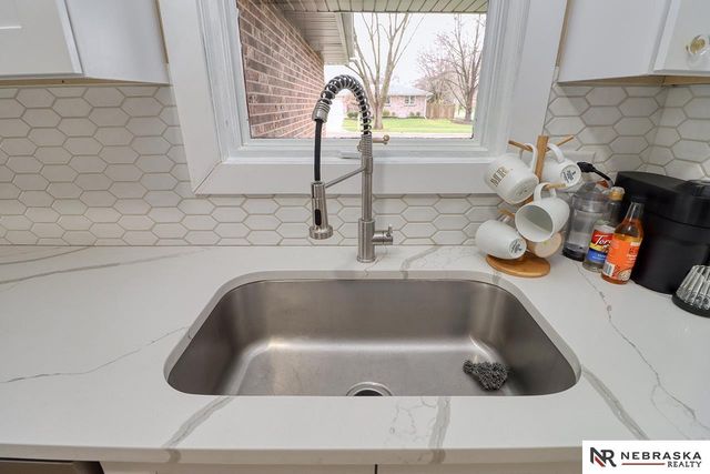 3300 Cooper Avenue, Lincoln, NE 68506