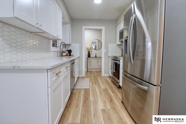 3300 Cooper Avenue, Lincoln, NE 68506