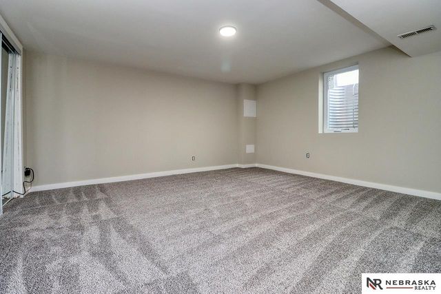 3300 Cooper Avenue, Lincoln, NE 68506