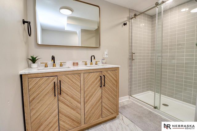 3300 Cooper Avenue, Lincoln, NE 68506