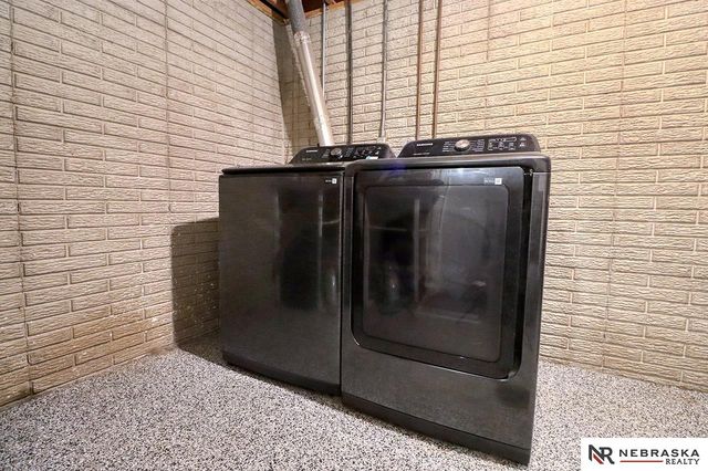 3300 Cooper Avenue, Lincoln, NE 68506