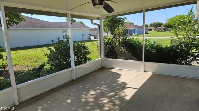 9028 Aegean CIR, Lehigh Acres, FL 33936