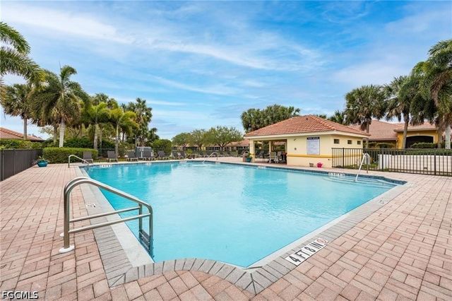 9028 Aegean CIR, Lehigh Acres, FL 33936