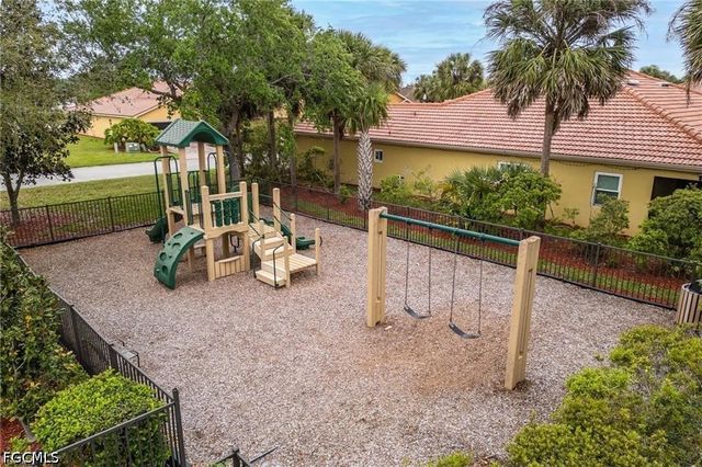 9028 Aegean CIR, Lehigh Acres, FL 33936