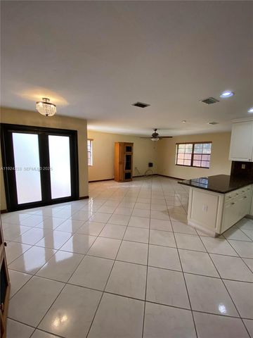 15071 SW 44th Ter, Miami, FL 33185