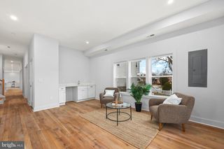 1713 N CAMERON ST, Arlington, VA 22207