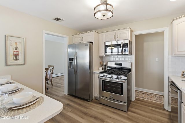 4 The Trail, Middletown, NJ 07748