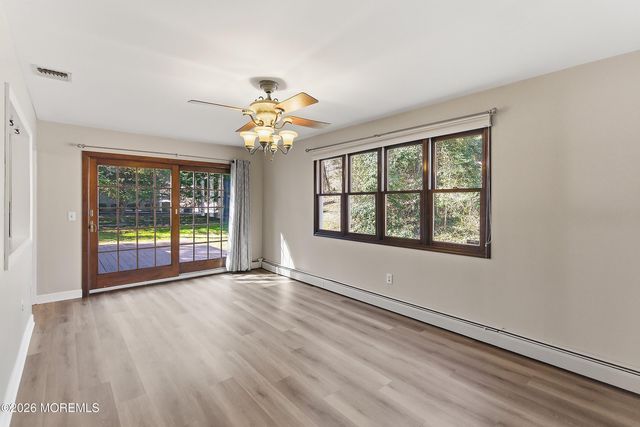 4 The Trail, Middletown, NJ 07748