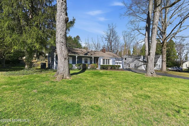 4 The Trail, Middletown, NJ 07748