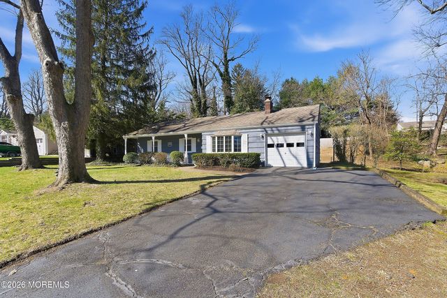 4 The Trail, Middletown, NJ 07748