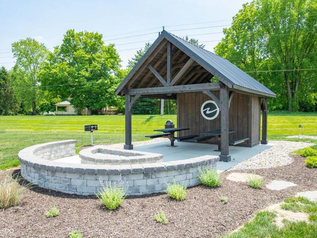 2586 Kingman Drive, Whitestown, IN 46075